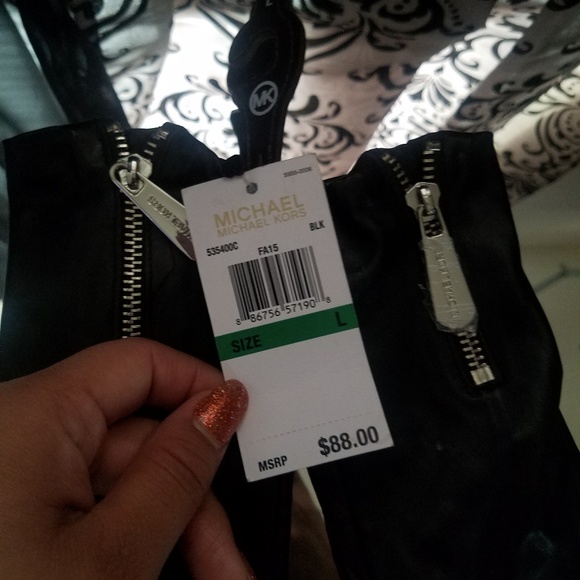 SOLD - Picture 3 of 4